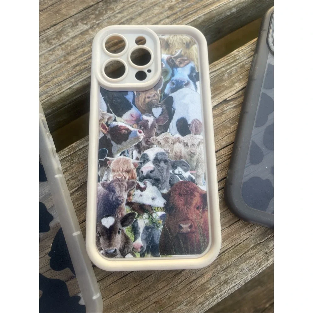 Apple iPhone 15‎ phone Case Lot of 4 all cow theme
